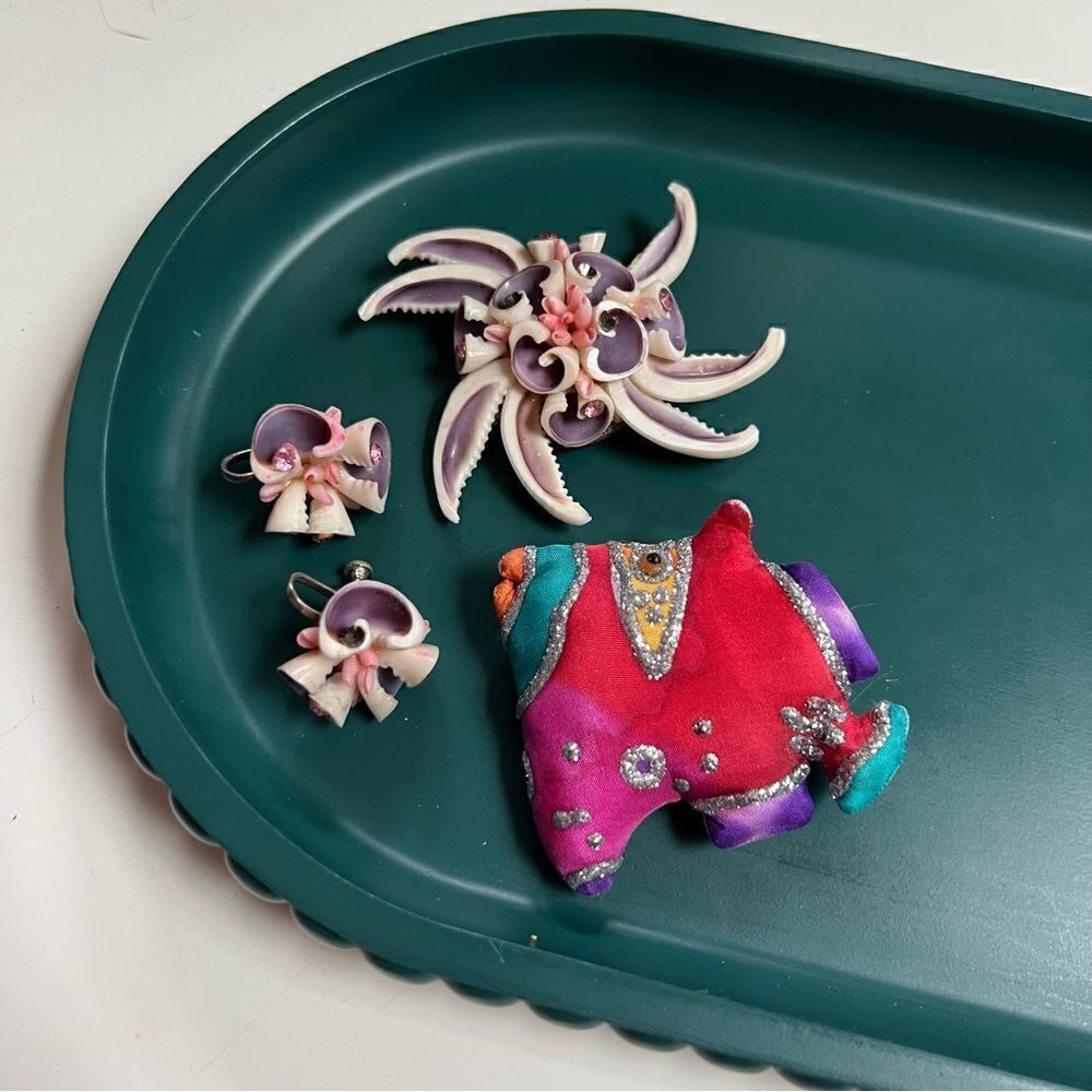 Vintage 1960s - 1980s Handmade Tropical Fish and Shells Brooch and Earrings Lot